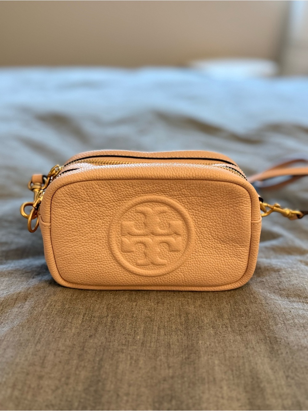 Tory Burch Perry Bombé Mini Bag Shell Pink Crossbody Leather